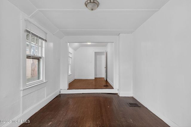 104-106 Mount Tabor Way, Ocean Grove, NJ 07756