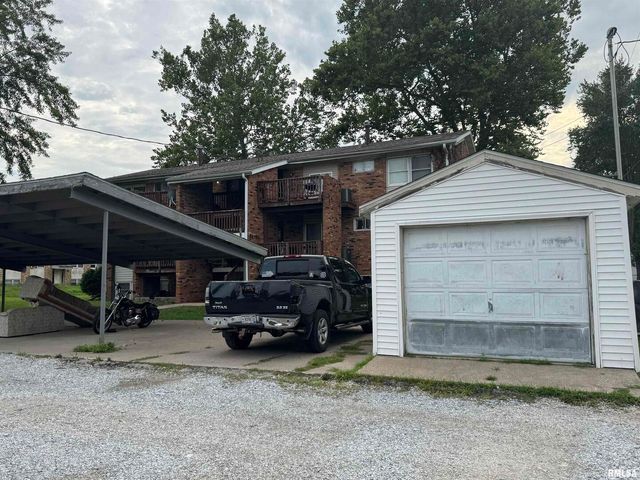 1913 15TH Street, Silvis, IL 61282