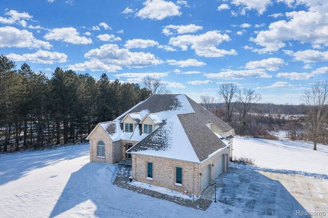 2470 E Baldwin Road, Grand Blanc Charter Township, MI 48439