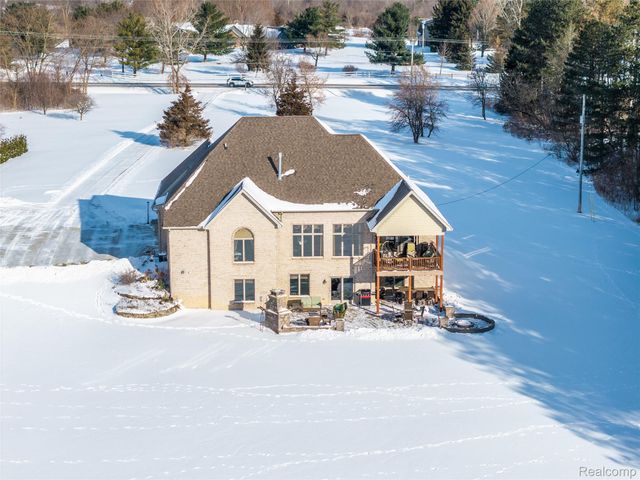 2470 E Baldwin Road, Grand Blanc Charter Township, MI 48439