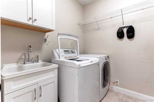 2470 E Baldwin Road, Grand Blanc Charter Township, MI 48439