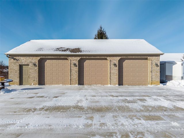 2470 E Baldwin Road, Grand Blanc Charter Township, MI 48439