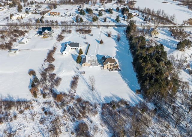 2470 E Baldwin Road, Grand Blanc Charter Township, MI 48439