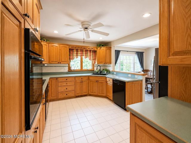 108 Lonny Court, Toms River, NJ 08753