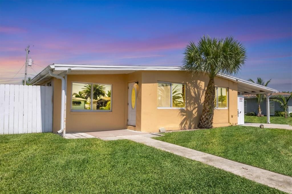 210 DUXBURY AVENUE, Port Charlotte, FL 33952