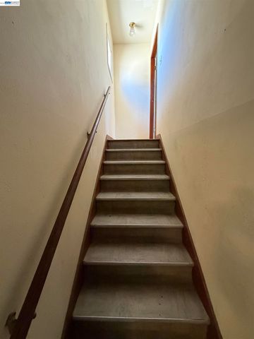 1363 61st Ave, Oakland, CA 94621