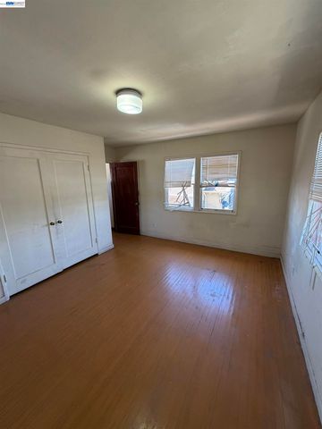 1363 61st Ave, Oakland, CA 94621