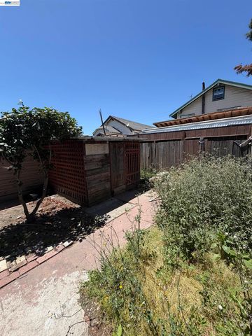 1363 61st Ave, Oakland, CA 94621