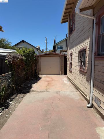 1363 61st Ave, Oakland, CA 94621
