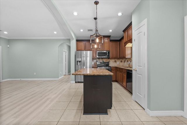 15531 Maple Street, Santa Fe, TX 77517
