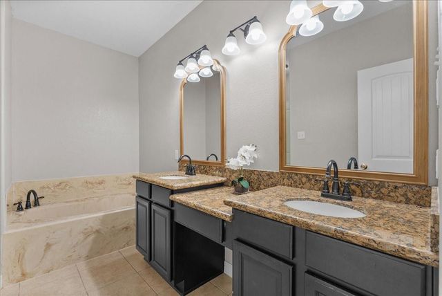 15531 Maple Street, Santa Fe, TX 77517