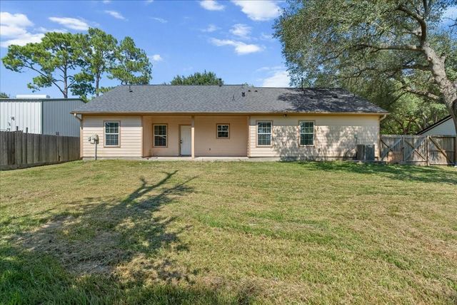15531 Maple Street, Santa Fe, TX 77517
