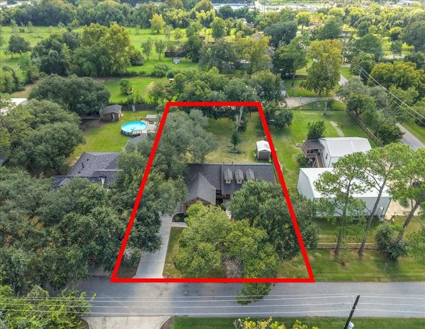 15531 Maple Street, Santa Fe, TX 77517