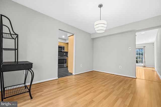 2002 MEDICAL PARK DR, Silver Spring, MD 20902