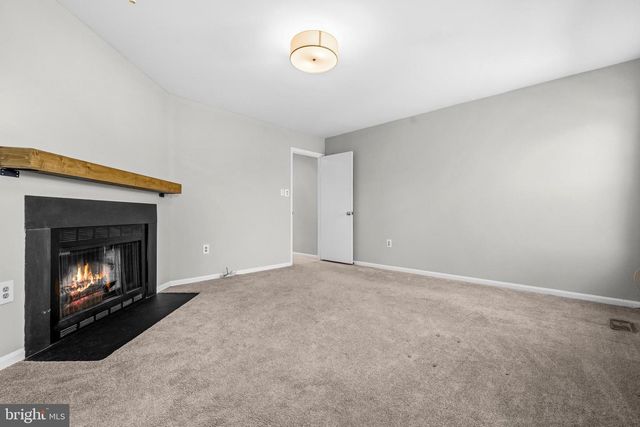 2002 MEDICAL PARK DR, Silver Spring, MD 20902