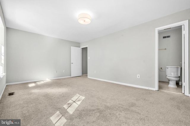 2002 MEDICAL PARK DR, Silver Spring, MD 20902