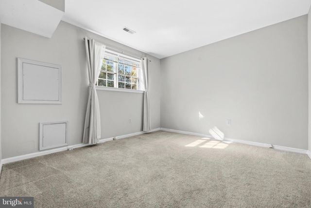 2002 MEDICAL PARK DR, Silver Spring, MD 20902