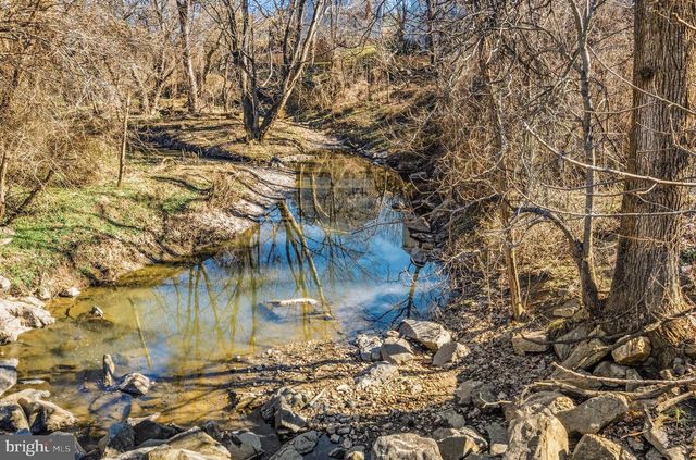 2002 MEDICAL PARK DR, Silver Spring, MD 20902