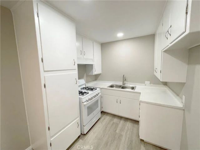 919 E Acacia Avenue Q, Glendale, CA 91205