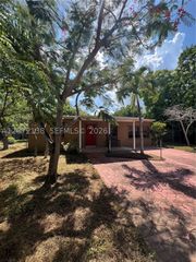 143 SW 22nd Ter, Fort Lauderdale, FL 33312