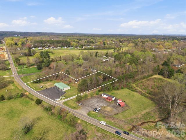 2504 Newton Drive, Statesville, NC 28677