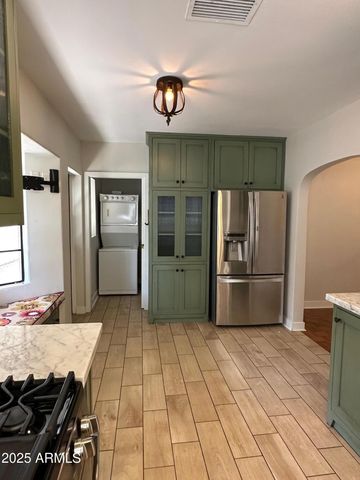 1315 W HOLLY Street, Phoenix, AZ 85007