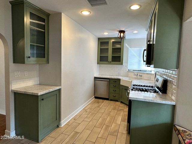 1315 W HOLLY Street, Phoenix, AZ 85007