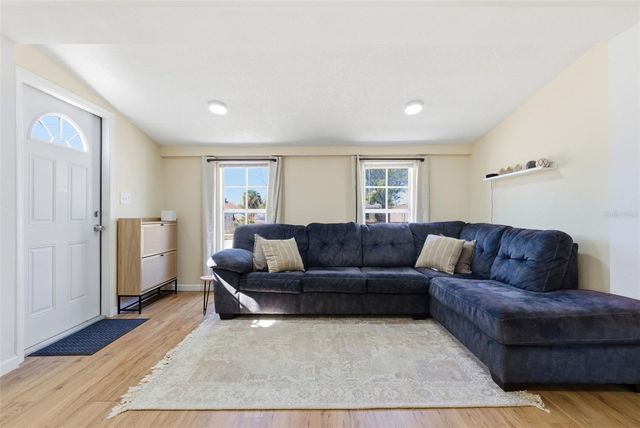 7507 N ORLEANS AVENUE, Tampa, FL 33604