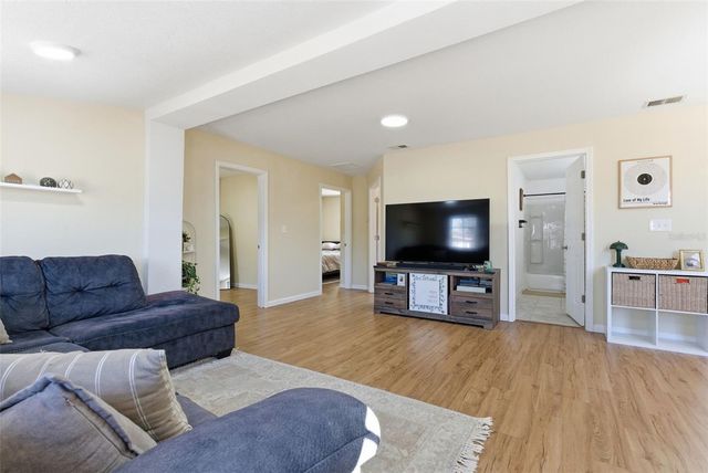 7507 N ORLEANS AVENUE, Tampa, FL 33604