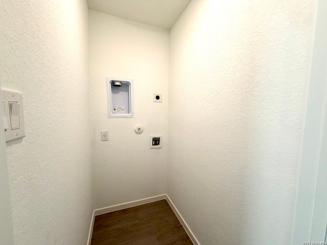6863 Chert Chase, Elmendorf, TX 78112