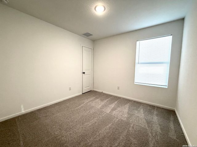 6863 Chert Chase, Elmendorf, TX 78112
