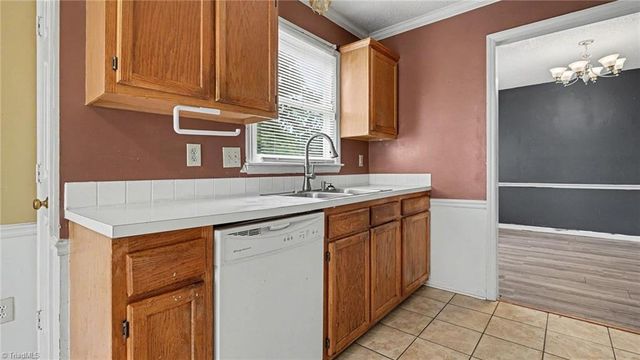 3562 Cedar Post Road, Winston-salem, NC 27127
