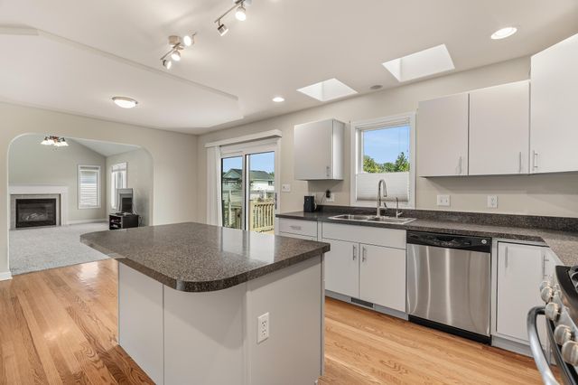 9395 Beall Street, Dyer, IN 46311