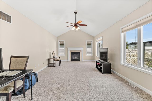 9395 Beall Street, Dyer, IN 46311