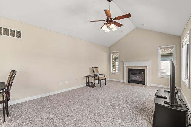 9395 Beall Street, Dyer, IN 46311