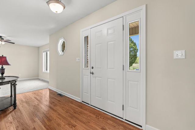 9395 Beall Street, Dyer, IN 46311