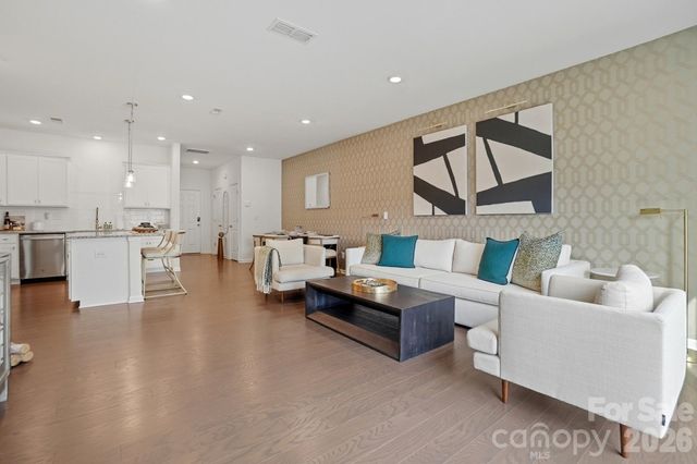 226 Harpers Run Lane, Matthews, NC 28104