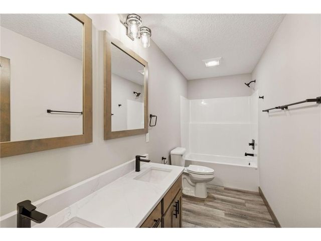 1629 Mallard Avenue, Baldwin, WI 54002