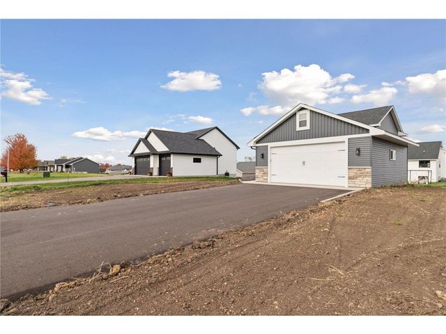 1629 Mallard Avenue, Baldwin, WI 54002