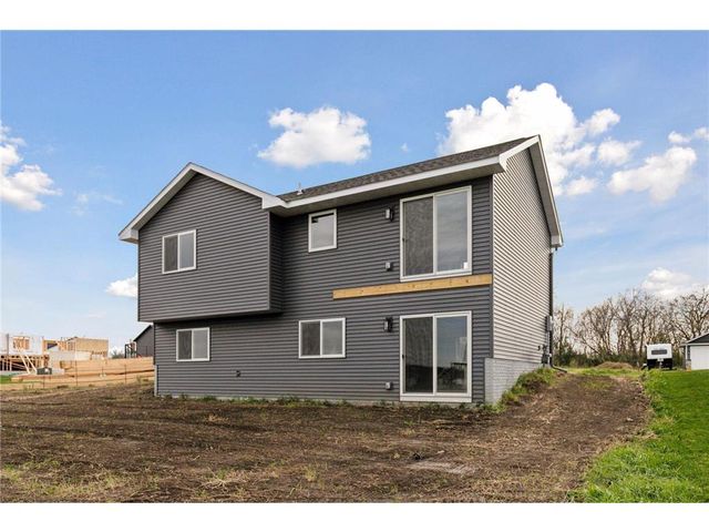 1629 Mallard Avenue, Baldwin, WI 54002