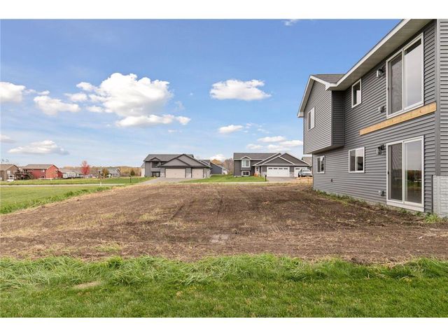 1629 Mallard Avenue, Baldwin, WI 54002