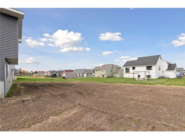 1629 Mallard Avenue, Baldwin, WI 54002