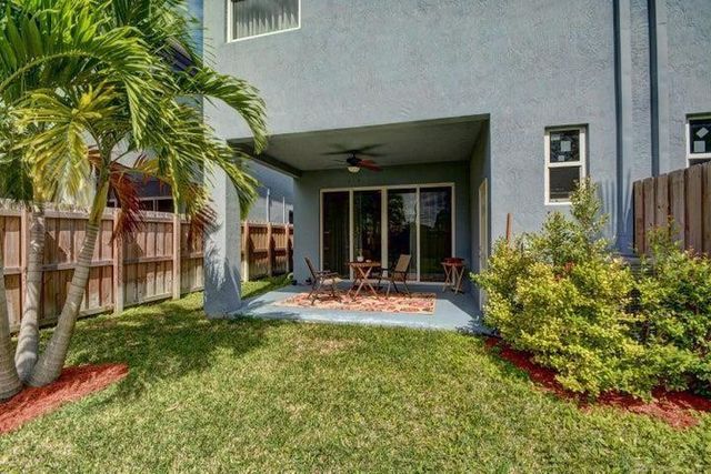 1135 NE 3rd Avenue, Fort Lauderdale, FL 33304