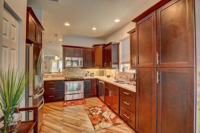 1135 NE 3rd Avenue, Fort Lauderdale, FL 33304