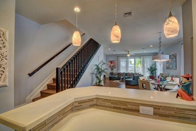 1135 NE 3rd Avenue, Fort Lauderdale, FL 33304