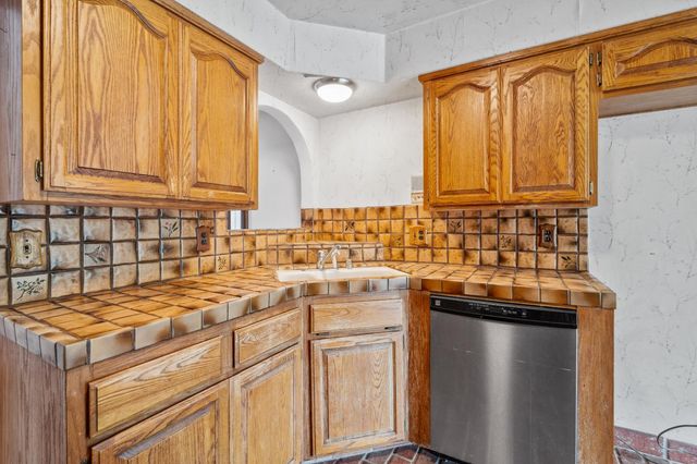 8518 Rolling Green Way, Fair Oaks, CA 95628