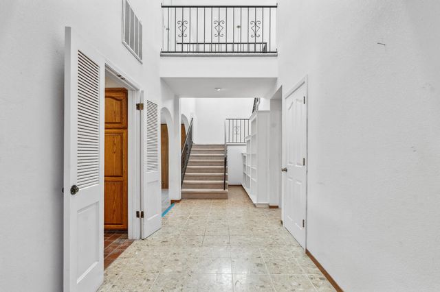 8518 Rolling Green Way, Fair Oaks, CA 95628
