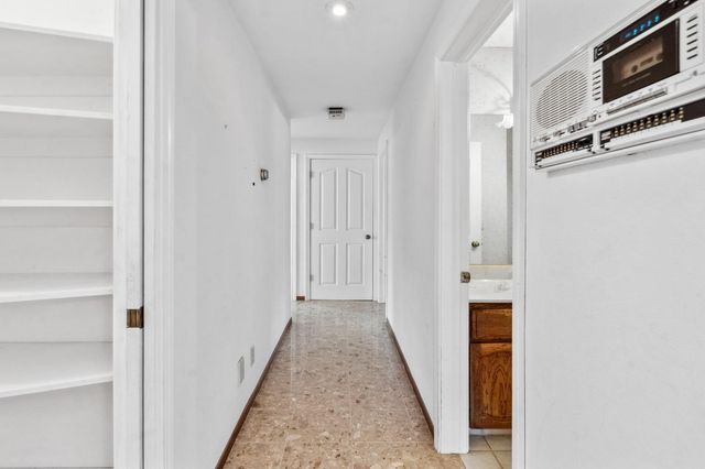 8518 Rolling Green Way, Fair Oaks, CA 95628