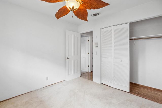 8518 Rolling Green Way, Fair Oaks, CA 95628