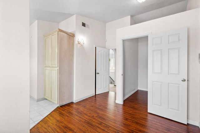 8518 Rolling Green Way, Fair Oaks, CA 95628